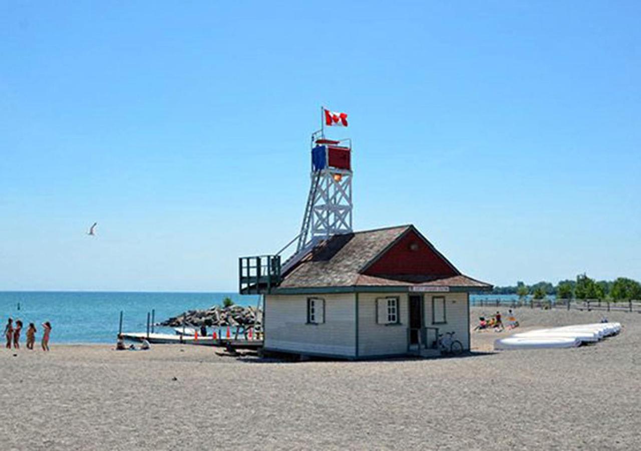 Toronto Bed & Breakfast - Free Parking Екстер'єр фото
